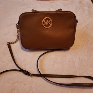 Michael Kors Tan Crossbody bag